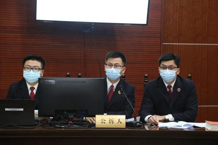 期货居间人非法经营咨询_期货投资风险分析_期货居间人收入过10万